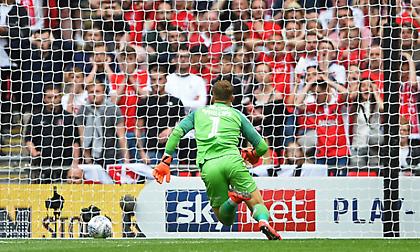 Απίθανο αυτογκόλ στον τελικό της League 1 (video)