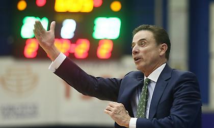 Πιτίνο: «Ο Ολυμπιακός δεν σεβάστηκε την αντιπαλότητα με τον Παναθηναϊκό»