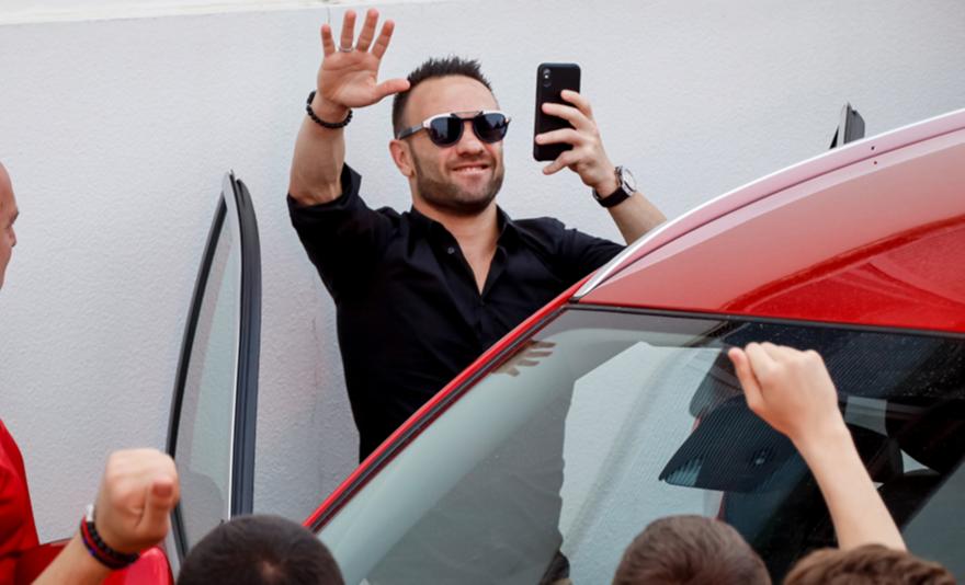 Έπεσαν υπογραφές εν αναμονή των ανακοινώσεων για Βαλμπουενά