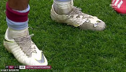 Γκρίλις: «Είναι τα τυχερά μου παπούτσια, γι’ αυτό τα φόρεσα»