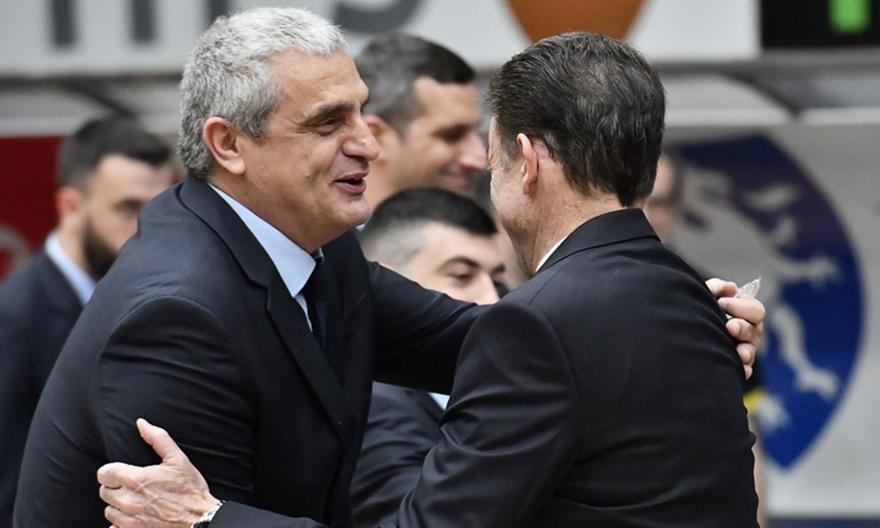 Πεδουλάκης: «Ο Καλάθης έγινε... φίλος του Καράμπελα»