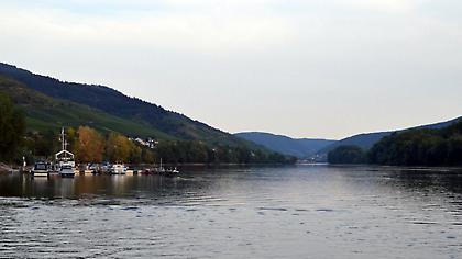 Τραγωδία και στον Ρήνο: Τρεις νεκροί από ανατροπή φουσκωτού - Παιδί ανάμεσά τους