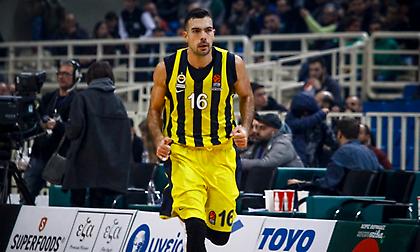 «Ο αντίπαλος της Μπαρτσελόνα για τον Σλούκα είναι ο Ολυμπιακός και όχι η Φενέρ!»