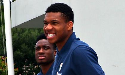 Ο Γιάννης Αντετοκούνμπο έγινε στίχος σε RnB τραγούδι (video)