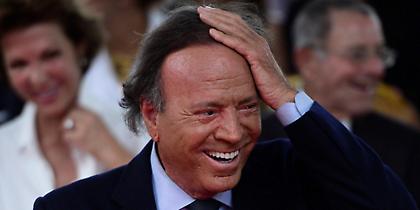 Ισπανός σέρνει τον Χούλιο Ιγκλέσιας στα δικαστήρια – Υποστηρίζει ότι είναι παιδί του