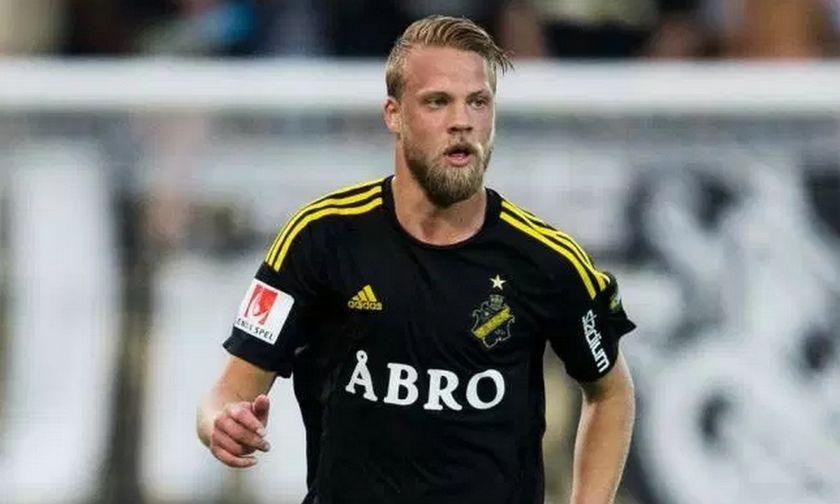 Έρχεται για υπογραφές ο Σούντγκρεν