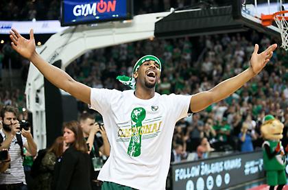 Ανακοινώνεται άμεσα από Μπαρτσελόνα ο Ντέιβις-Επιβεβαίωσε το deal η σύζυγός του