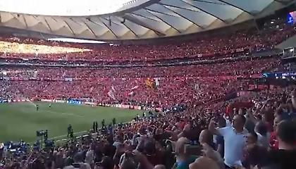 Το «YWNA» των οπαδών της Λίβερπουλ μέσα στο Μετροπολιτάνο