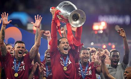 Φαν Ντάικ: «Ο Μέσι αξίζει τη Χρυσή Μπάλα»