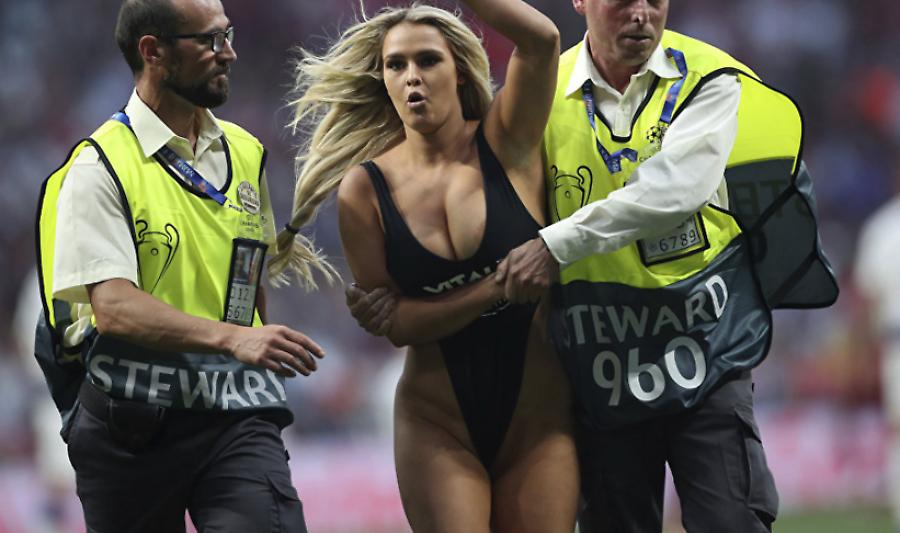 Έπεσε ο λογαριασμός της Κίνσι Βολάνσκι στο Instagram