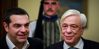 Διαψεύδονται τα σενάρια για εκλογές τον Οκτώβριο-Σκουρλέτης:Την άλλη Δευτέρα ο πρωθυπουργός στον ΠτΔ