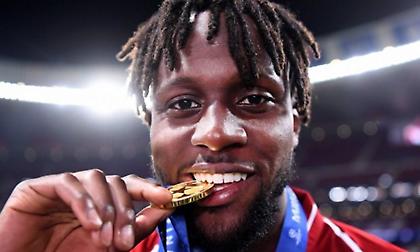 Τα έχωσε στον Οριγκί ο Πίρλο: «Αν δεν έβαζε το γκολ, έπρεπε να τον αρχίσουν στις… κλωτσιές»!