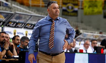 Γιατράς: «Ήμασταν σε άλλο γήπεδο, νίκησε δίκαια η ΑΕΚ»