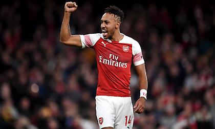 Διπλή «κρούση» από Κίνα για Ομπαμεγιάνγκ