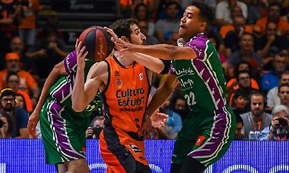 Τούμπαρε τη Μάλαγα και προκρίθηκε στα ημιτελικά η Βαλένθια!