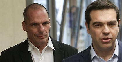 Βαρουφάκης προς Τσίπρα: Θα πιεις το πικρό ποτήρι της εξαπάτησης του λαού