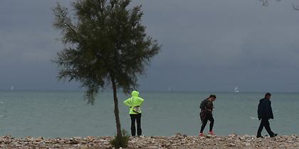 Στο ίδιο μοτίβο ο καιρός – Άνοδος θερμοκρασίας με βροχές