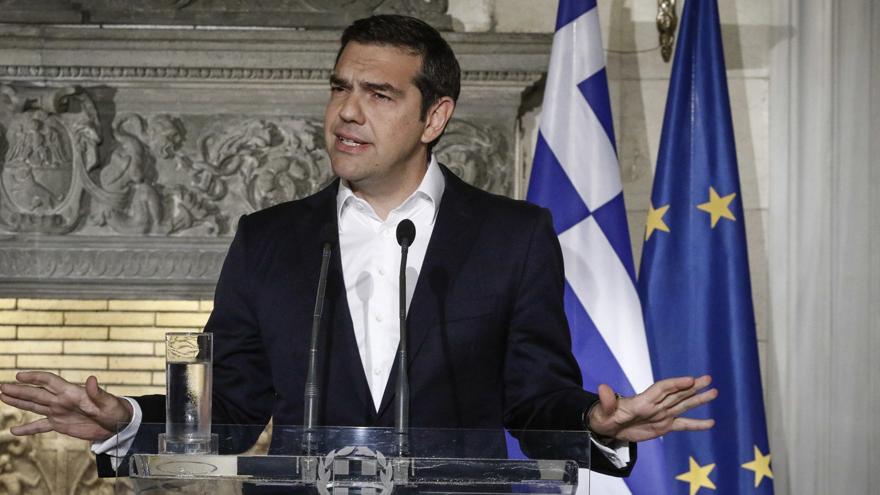 Τσίπρας κατά δανειστών και ΝΔ: Θέλουν λιτότητα και απολύσεις