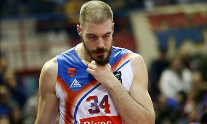 Σαρικόπουλος στον ΣΠΟΡ FM: «Θα γίνει σίριαλ το καλοκαίρι με τον Σλούκα»