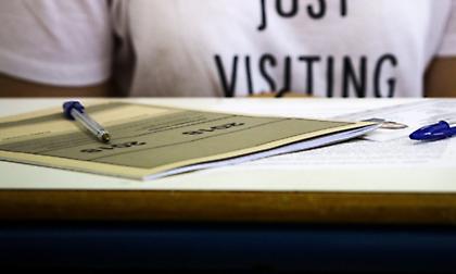 Πανελλήνιες 2019: Αυτά είναι τα θέματα των Νέων Ελληνικών και της Εκθεσης