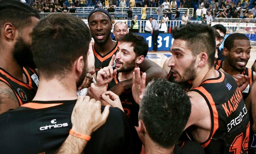 Μάγκας Προμηθέας, έκλεισε το σπίτι της ΑΕΚ και πήγε τελικό!