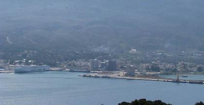 Κινητοποίηση του Λιμενικού για κηλίδα στον κόλπο της Σούδας