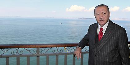 Η Αγκυρα κλιμακώνει τις απειλές: Φρεγάτες θα συνοδεύουν το νέο γεωτρύπανο