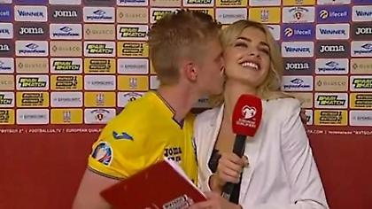 Ο Ζιντσένκο φίλησε όμορφη ρεπόρτερ στο λαιμό on camera (video)