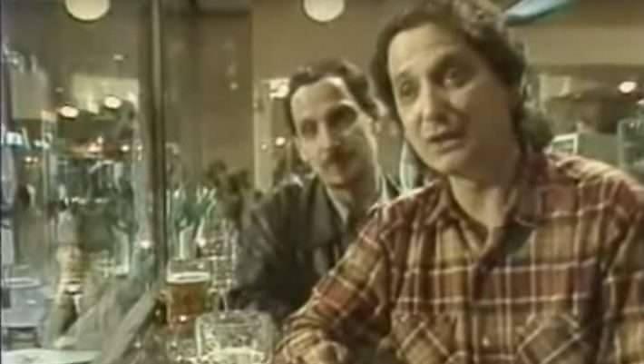 «Μια βραδιά στο λούκι»:Η θλιβερή ιστορία για το κορίτσι του τραγουδιού που οι άνδρες είχαν ερωτευτεί