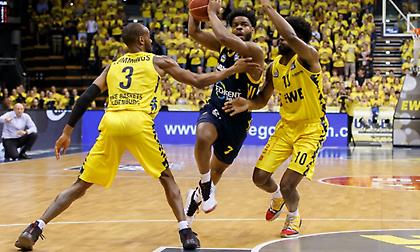 «Σκούπα» και πρόκριση σε τελικούς και Ευρωλίγκα για την Άλμπα!