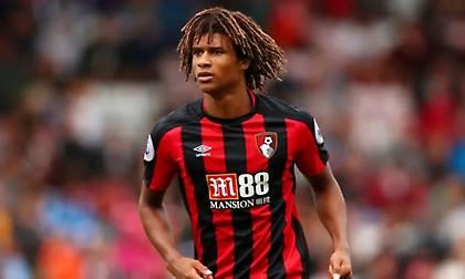 Τα… σκάει για Ακέ η Τότεναμ