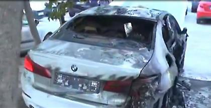 Έκαψαν αυτοκίνητα διπλωματών τα ξημερώματα στη Θεσσαλονίκη