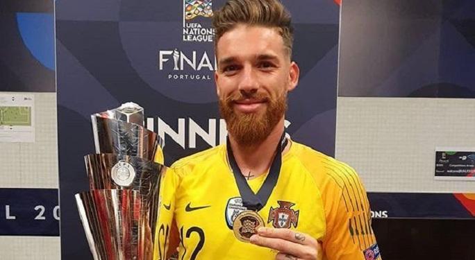 «Συγχαρητήρια» Ολυμπιακού στον τροπαιούχο Σα!