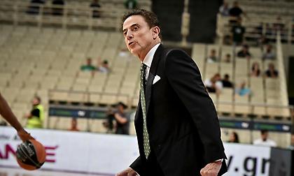 Πιτίνο: «Το δεύτερο ημίχρονο ήταν ένα σεμινάριο στην άμυνα και την επίθεση»