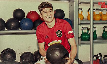 Απέκτησε Τζέιμς η Μάντσεστερ Γιουνάιτεντ