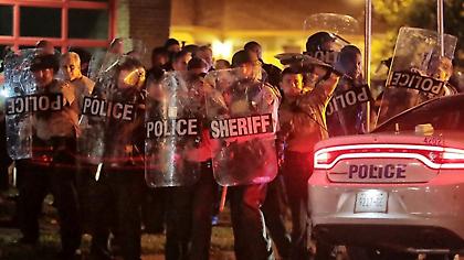 ΗΠΑ: Σοβαρά επεισόδια στο Μέμφις, μετά τον θάνατο ενός 20χρονου μαύρου από αστυνομικά πυρά