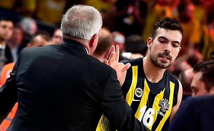 Ομπράντοβιτς: «Περήφανος που είμαι προπονητής του Σλούκα, συνεχίζω να πιστεύω στους παίκτες μου»