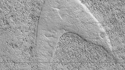 Σύμβολο του αστροστόλου «σκαλισμένο» στην επιφάνεια του Αρη