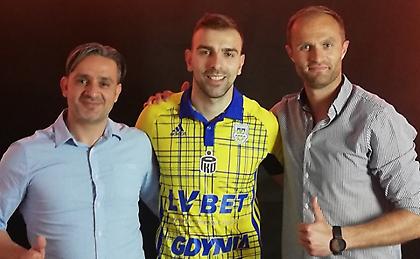 Στην Πολωνία ο Μπουσούλατζιτς