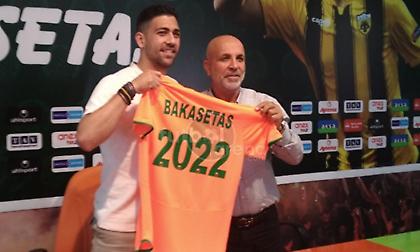 Ανακοινώθηκε και παρουσιάστηκε ο Μπακασέτας από την Αλάνιασπορ