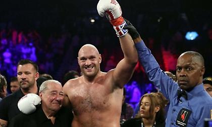 Ο Φιούρι ξέκανε τον Σβαρτς στον δεύτερο γύρο και κάλεσε τον Γουάιλντερ για το rematch! (video)