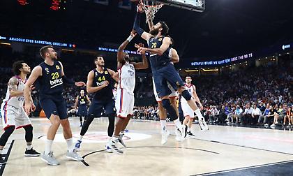 Στο νοσοκομείο με προσωρινή απώλεια μνήμης ο Ντατόμε!