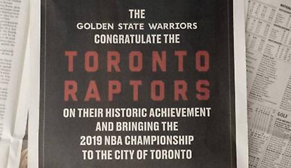 Απίστευτο ήθος από τους Γουόριορς – Έβαλαν ολοσέλιδη διαφήμιση με συγχαρητήρια τους Ράπτορς