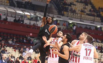 Ακόμη πιο κοντά στον Ολυμπιακό ο Έβανς!