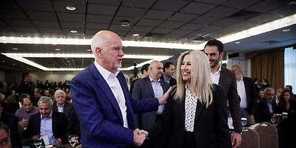 Παπανδρέου: «Αν δεν αλλάξουμε, θα βουλιάξουμε»