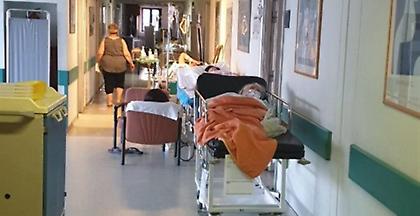 Χάος με τα ράντζα ξανά στο Νοσοκομείο Αττικόν