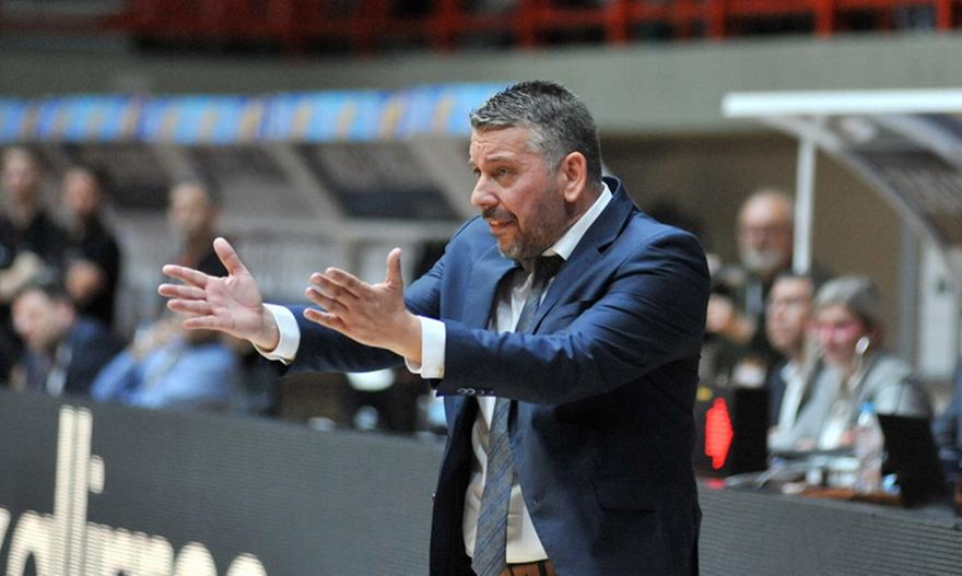 Live Streaming: Η παρουσίαση του Ηλία Παπαθεοδώρου στην ΑΕΚ