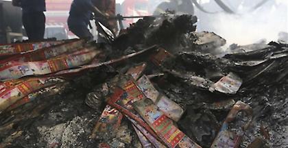 Τραγωδία στην Ινδονησία: Τουλάχιστον 30 νεκροί από φωτιά σε βιοτεχνία