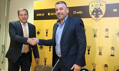 Παπαθεοδώρου: «Θέλω να κριθώ για αυτό που θα παρουσιάσω στο γήπεδο»