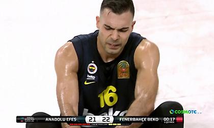 «Πάγωσαν» με Σλούκα στη Φενέρ (video)